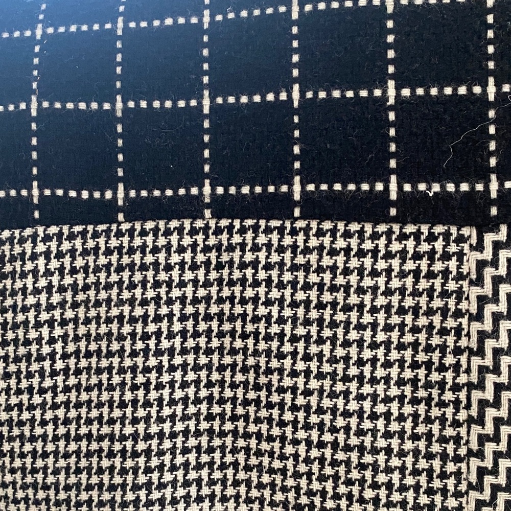 Vintage East West ApparelBlack & White Patterned Double-Breasted Women's Blazer - Picture 6 of 9